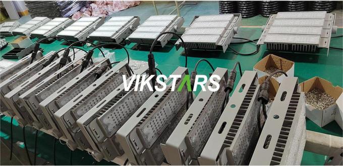 50W 100W 150W 200W 250W 300W Modulo di alto palo luci d'inondazione all'aperto campo da calcio illuminazione 19