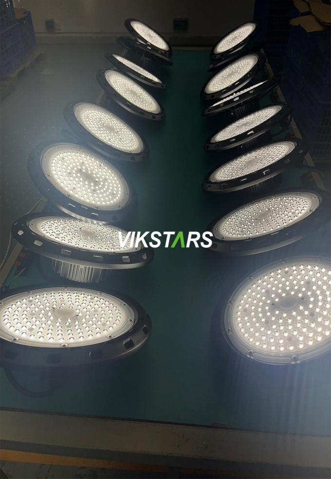 Lumi a LED UFO con conducente Meanwell 26