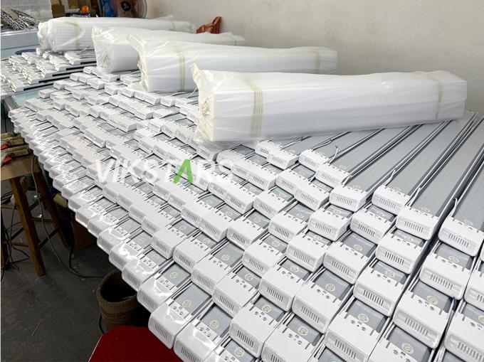 Prezzo migliore 18W 28W 36W Lampada di depurazione a LED per supermercati interni Luci lineari per ufficio ospedali 16