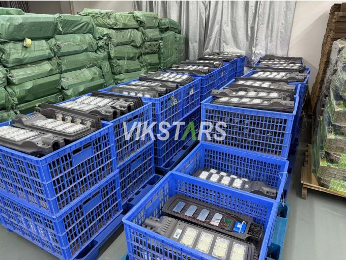 40W 80W 120W 160W Modulo Luci solari per i villaggi Prezzo economico 2 anni di garanzia 16