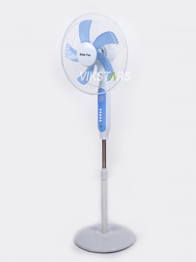 Ventilatore solare da terra ricaricabile a 5 pale da 16 pollici con luce LED, pannello e batteria, ventilatore solare da pavimento 20